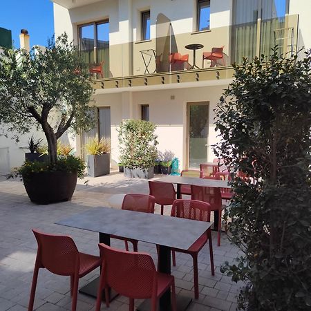 10 Catalani Rooms Porto Cesareo Exteriör bild